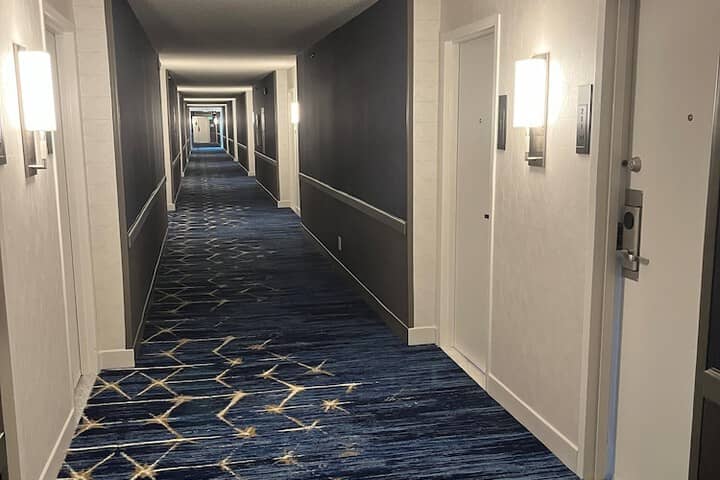 Ballroom/Hall 74 of 87